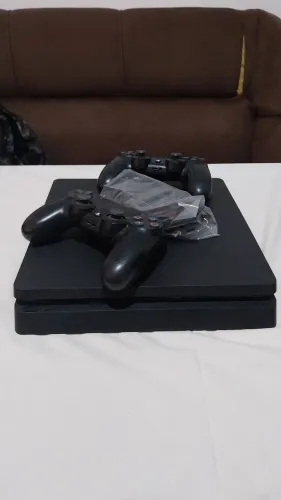 Ps4 slim