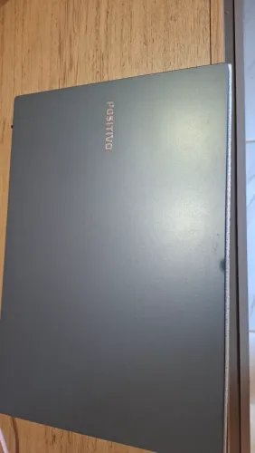 Vende notebook positivo