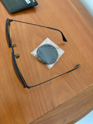 Óculos rayban original - com par extra de lentes perfeitas