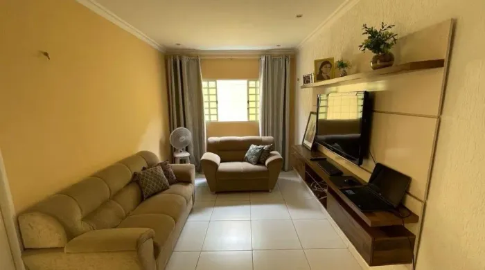 DS. Casa Residencial bairro zona sul