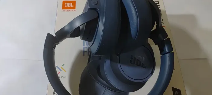 Fones de ouvido over-ear JBL Tune 760NC com cancelamento de ruído Original
