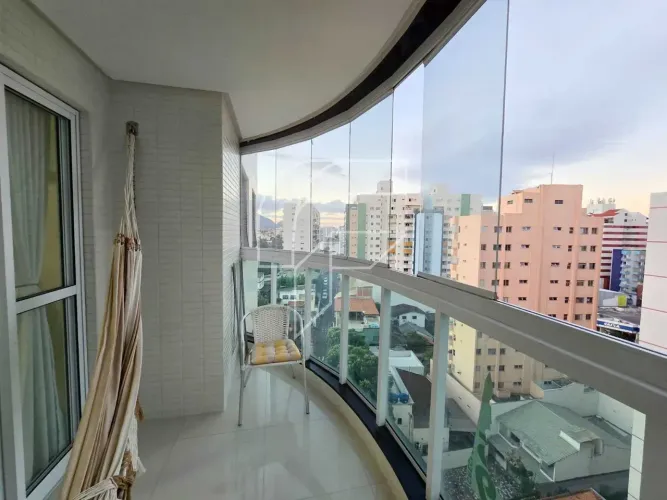 Imóvel para venda possui 95 metros quadrados com 3 quartos em Centro - Guarapari - ES