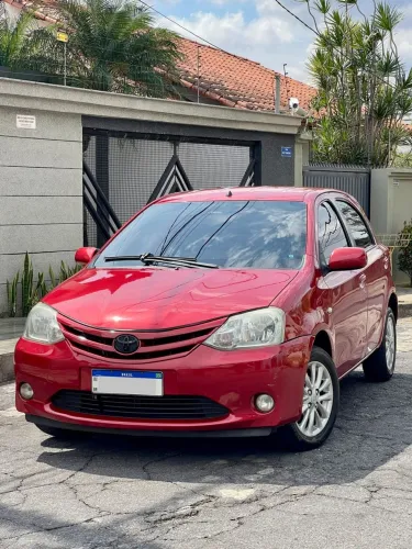Toyota Etios XLS 1.5 Flex 16V 5P Mec. 2013