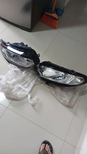 Parde farol ecosport 2017