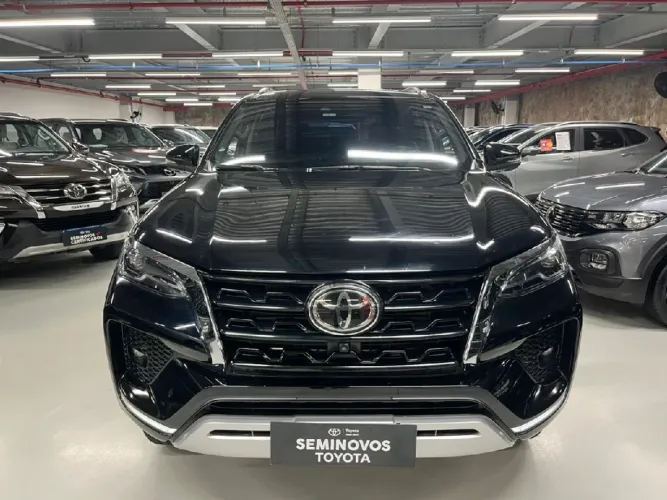 Toyota Hilux SW4 SRX 4X4 2.8 TDI 16V Dies. Aut. 2022