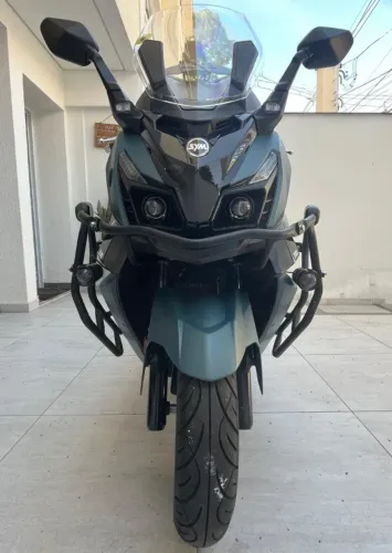 DAFRA CRUISYM - 25/25 - 300cc - 2.900km - VERDE PETRÓLEO 