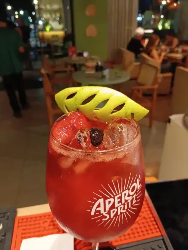 Ofereço os meus serviços,Freelancer barman/ garçom