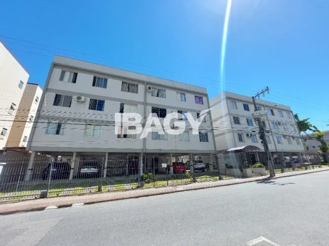 Excelente Apartamento 2 dormitório(s) em Campinas - São José