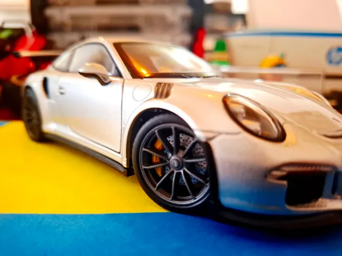 Porsche 911 GT3 RS- Escala 1:24