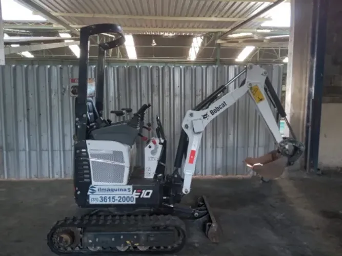 Mini Escavadeira Bobcat Mod. E10 Ano 2024 Com 312hrs