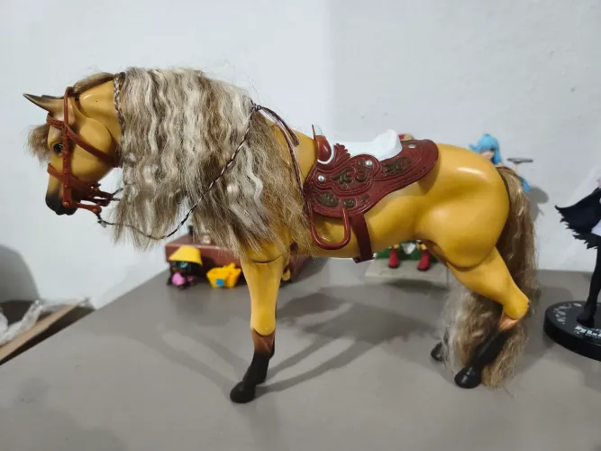 Barbie Cavalo Cali Girl