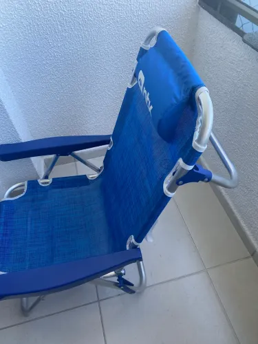 Cadeira de praia dobrável com encosto de cabeça