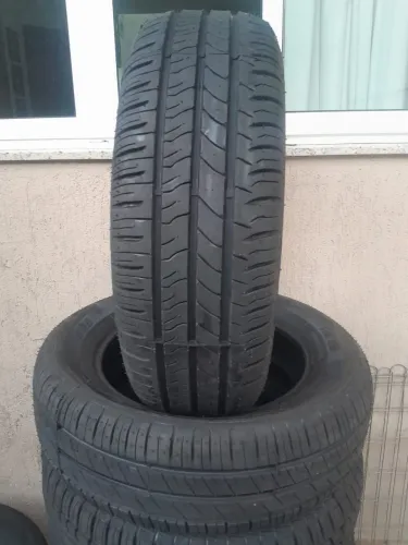 Pneus novos 