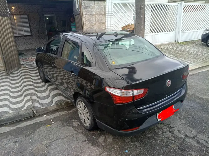 Fiat Grand Siena Attrac. 1.4 EVO F.flex 8V 2013