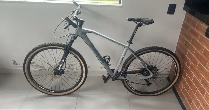 Bike Aro 29 Quadro 19 relação 1x12