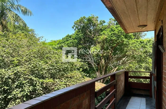 Casa de 3 quartos n Armação do Pantano do Sul - Florianópolis