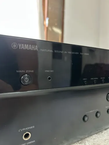 Receiver Yamaha RX-V685