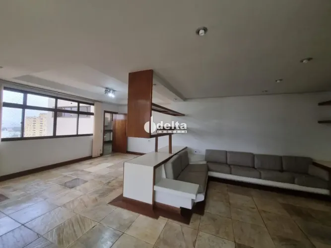 Apartamento com 5 quartos sendo 3 suítes disponível para locação e venda no bairro Fundinh