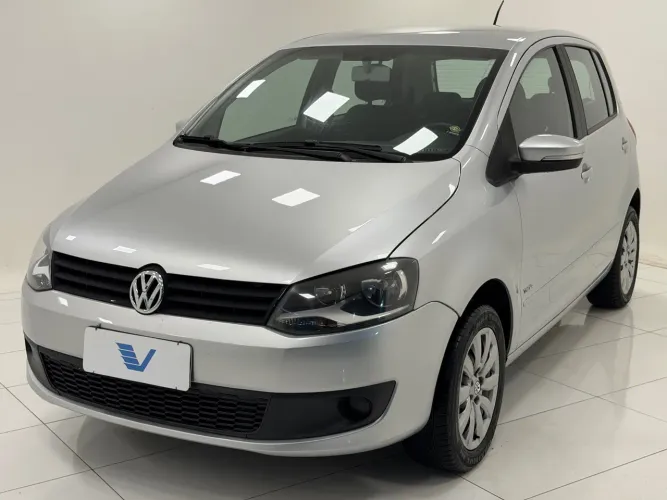 Volkswagen Fox 1.0 MI Total Flex 8V 5P 2014