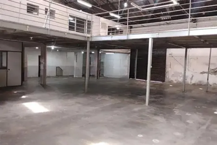 Galpão para Alugar | 550 m² | Conceição Diadema