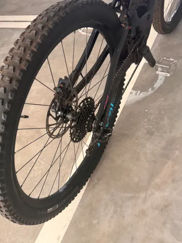 BIKE SPECIALIZED LEVO