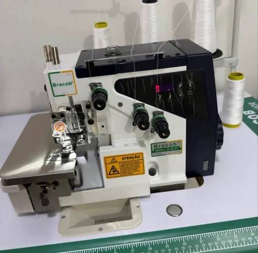 Vendo Máquina Overloque Direc Drive Na Garantia