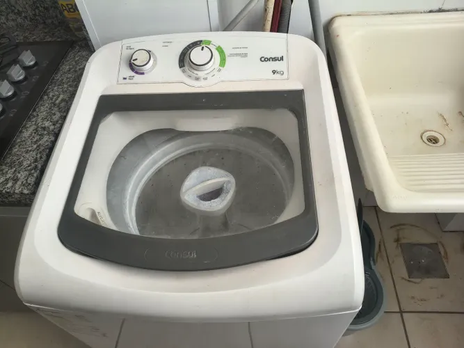 Máquina de lavar roupas Consul 9kg