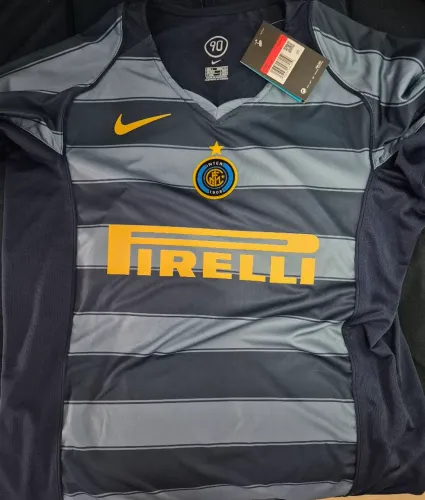 Camiseta Inter de Milão total 90 de 2005