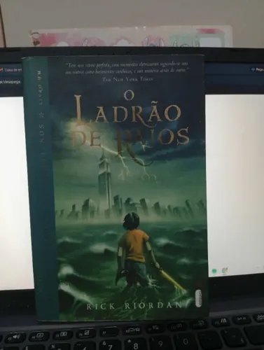 Percy Jackson I O Ladrão de Raios