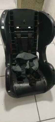 CADEIRINHA INFANTIL AUTOMÓVEL