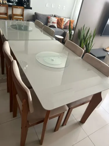 Mesa de jantar 4 cadeiras