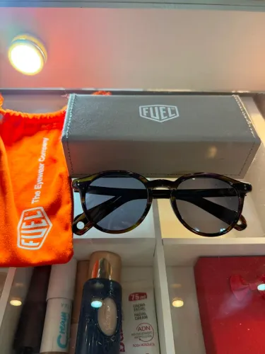 Óculos de Sol feminino FUEL