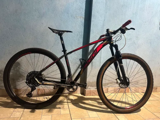 Vendo BIKE OGGI BIG WHEEL SUSPENSÃO PROSHOK ONIX NOVA, RELAÇÃO MICRO SHIFT DE 12V