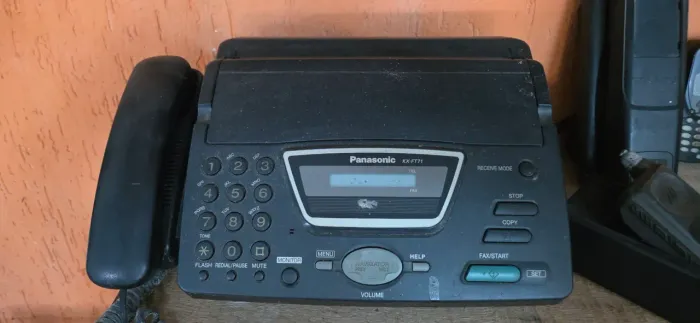 Fax Panasonic KX-FT71 com Telefone Original - Vintage e Funcional