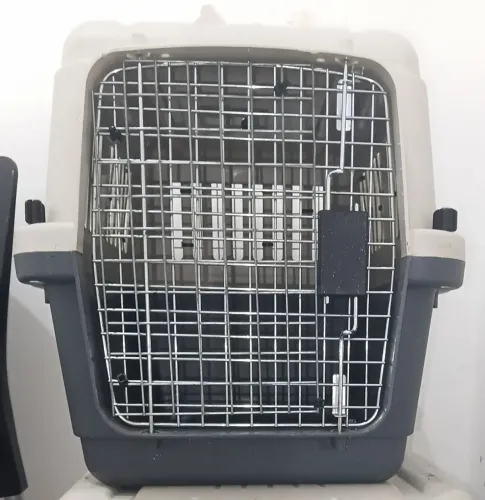 Caixa de transporte pra gatos ou cães