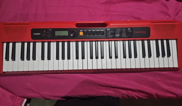 Teclado Casio CT-S200 Vermelho NOVO!