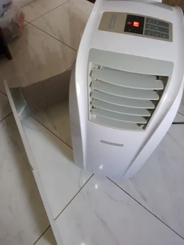 Ar condicionado digital portátil