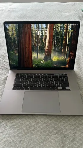 MacBook Pro 16" Intel Core i7 - Único Dono