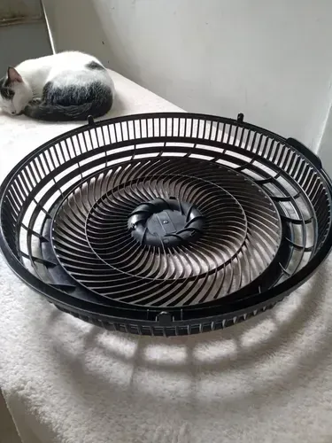 Grade do ventilador Arno
