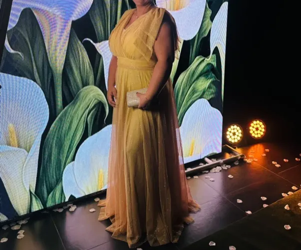 Vestido festa dourado