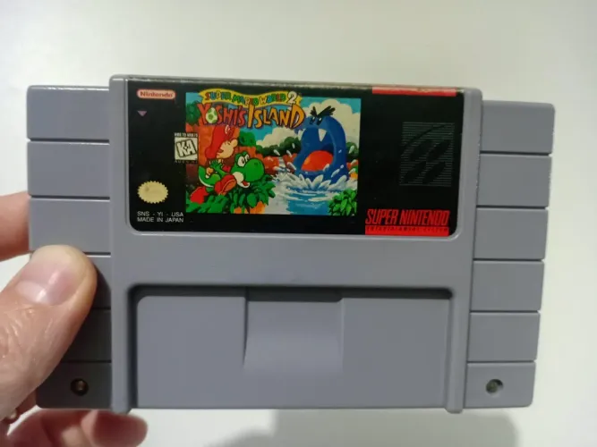 Yoshi's Island 100% original em bom estado para Super Nintendo