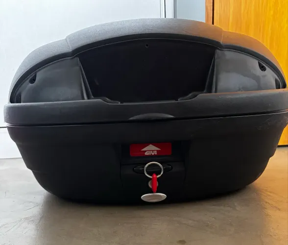 Baú de moto givi 45 litros 