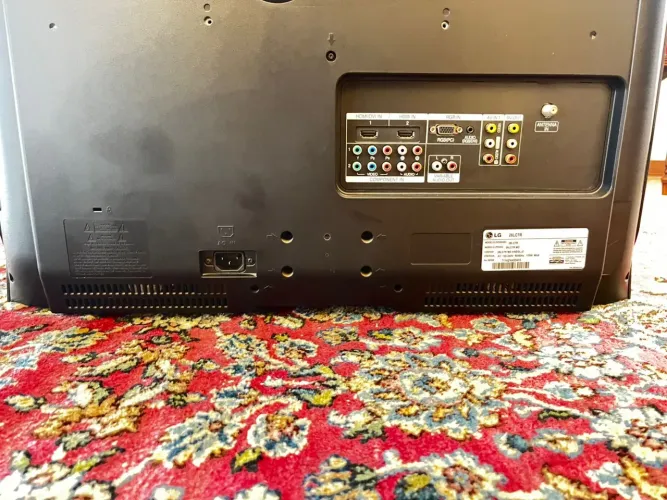 Tv LG 26LC7R