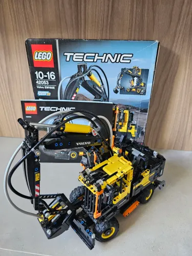 Lego technic 42053 - Volvo EW160E