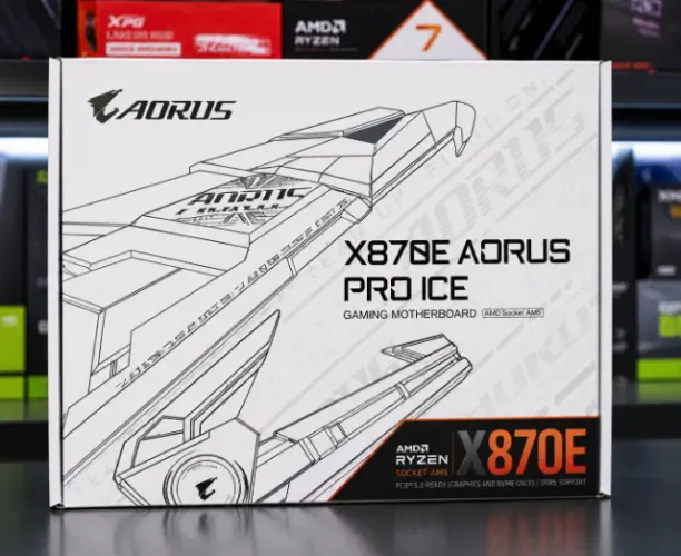 Placa Mãe Gigabyte X870E Aorus Pro X3D Ice AMD Soquete AM5