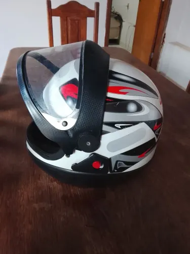 Capacete San Marino