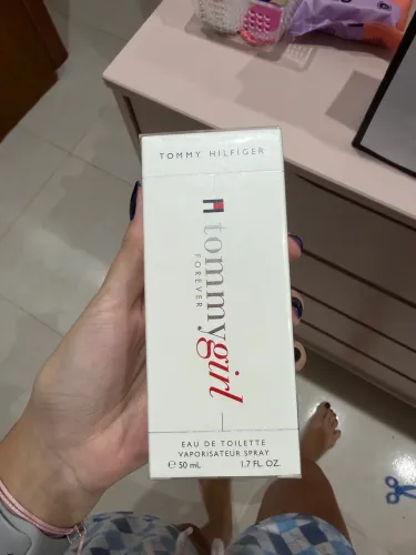 Perfume tommy girl 