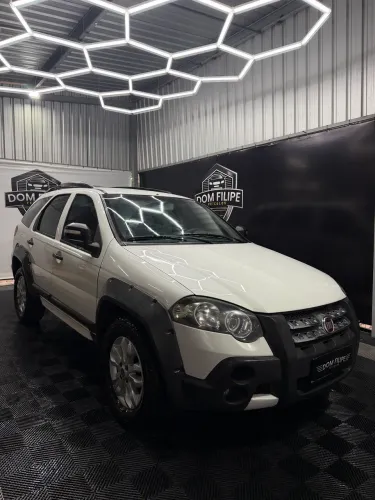 Fiat Palio Weekend Adventure Locker 1.8 Flex 2012