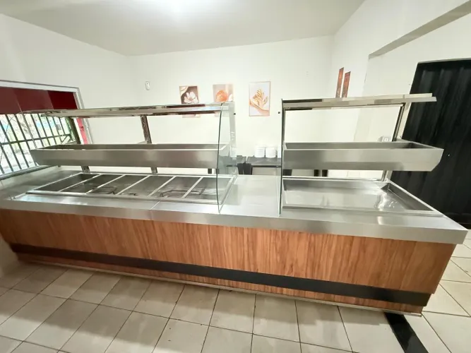 Buffet Self-service 18 Cubas quentes e 10 frias