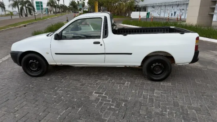 Ford Courier 1.6 L/ 1.6 Flex 2009